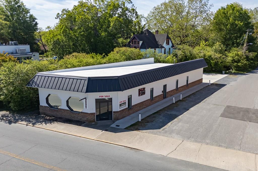 54 MARKET ST, ONANCOCK, VA 23417